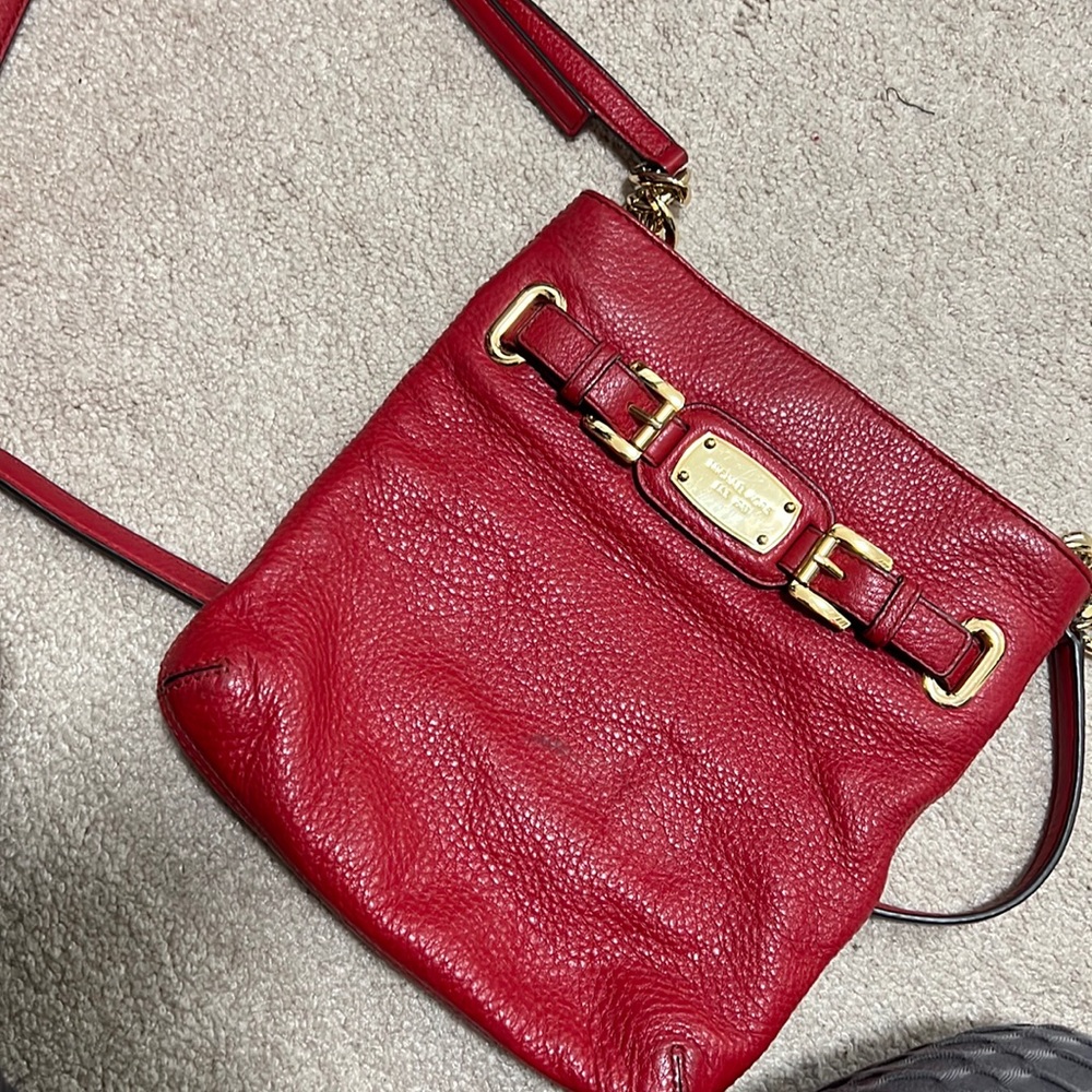 Michael kors crossbody bag